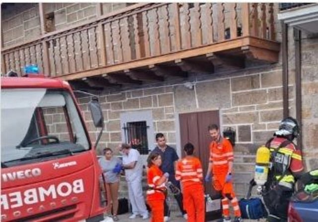 Efectivos de emergencias en el lugar del siniestro