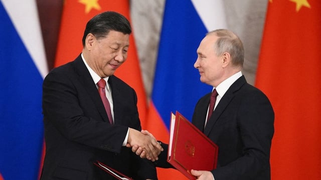 Representational image | Russian President Vladimir Putin & Chinese President Xi Jinping at Kremlin in Moscow | Reuters
