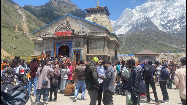 Tens of thousands of pilgrims visit the Kedarnath shrine, navigating the treacherous mountain terrain. (HT PHOTO)