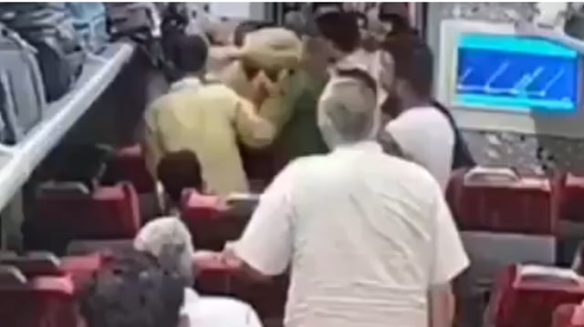 A man was seen getting thrashed on a Vande Bharat train. (Source: Screengrab/X@SupriyaShrinate)