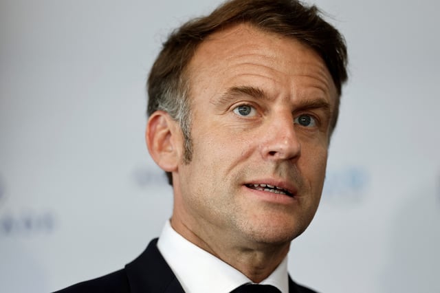 Le président français Emmanuel Macron près de Paris, le 20 juin 2025.