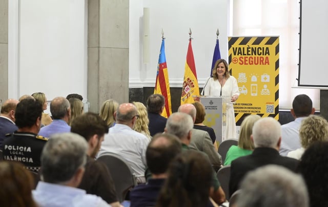 La alcaldesa presenta el plan València + Segura
