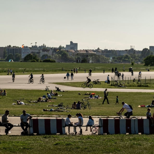 Über die Gestaltung des Tempelhofer Feldes wird in Berlin seit langem gestritten.