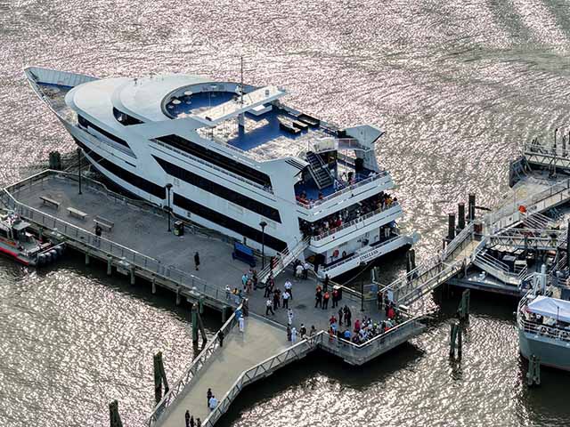 Nine people were taken to the hospital with injuries after a yacht hit a dock in the Hudson River on Saturday near 125th Street in New York, USA on June 21, 2025. (Photo by Lokman Vural Elibol/Anadolu via Getty Images)