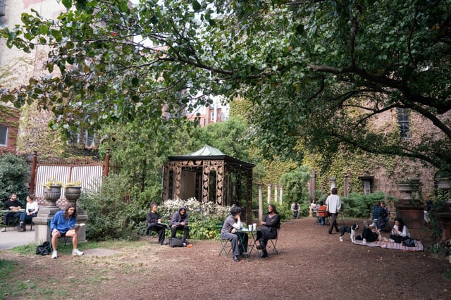 Elizabeth Street Garden.  (Barry Williams for New York Daily News)