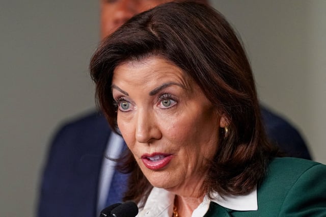 New York Governor Kathy Hochul holds a press conference in New York, U.S., March 3, 2025. REUTERS/David Dee Delgado/File Photo