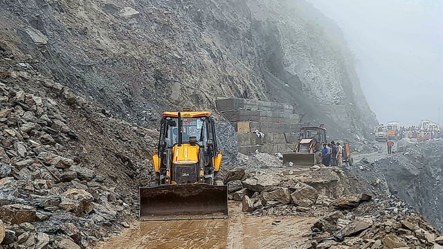 Police and State Disaster Response Force (SDRF) teams reached the spot and launched relief-and-rescue operations.