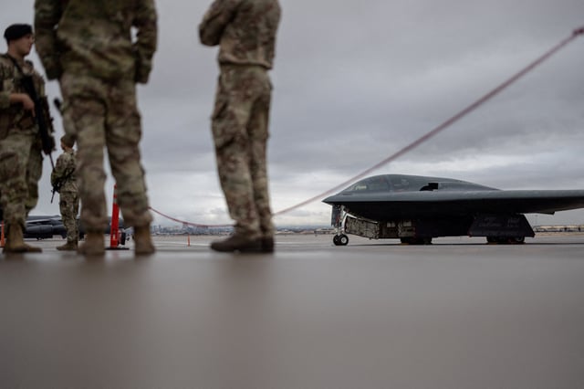 B-2 Spirit Bomber from the U.S. Air Force is seen during the annual Red Flag military exercise between the United States, Britain and Australia, in Nevada, U.S., January 23, 2024. REUTERS/Carlos Barria/File Photo