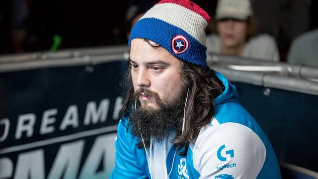 Mang0 playing for Cloud9