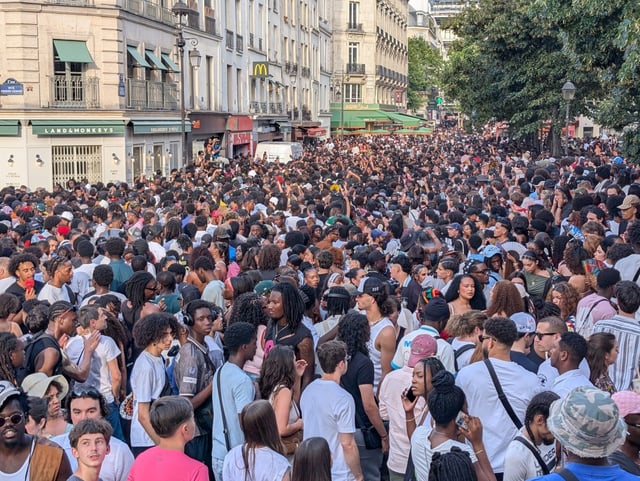Thousands of people gather at the Chatelet district and on the banks of the Seine to celebrate Fete De La Musique 2025 as bands and DJ&#39;s play across Paris, France on June 21, 2025. (Photo by Luc Auffret/Anadolu via Getty Images)