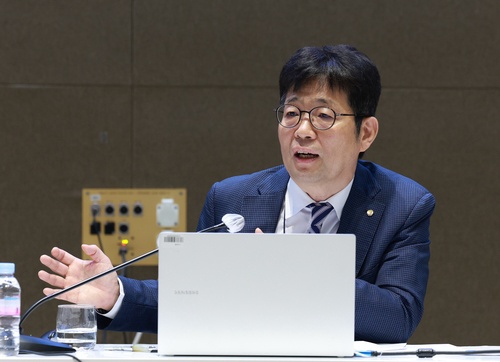 Bank of Korea Deputy Gov. Ryoo Sang-dai speaks during a press briefing in Seoul on June 24, 2025, in this photo provided by his office. (PHOTO NOT FOR SALE) (Yonhap)