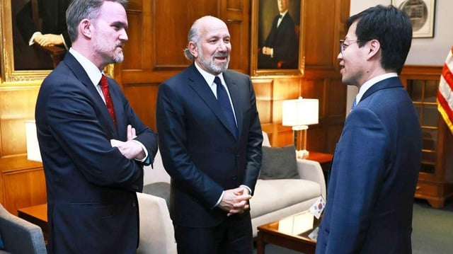 South Korea's chief trade negotiator Yeo Han-koo (R) met with U.S. Commerce Secretary Howard Lutnick (C) and U.S. Trade Representative Jamieson Greer in Washington on Monday. Photo courtesy of South Korea Ministry of Trade, Industry and Energy
