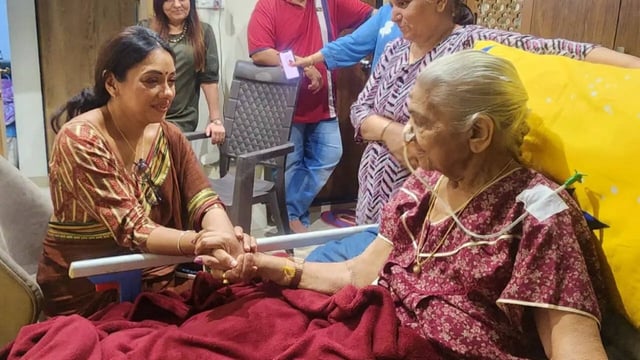 When Viraj Ghelani’s Grandmother Cried Inconsolably Over Rupali Ganguly’s Show Anupamaa’s Death Sequence – Watch