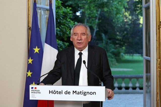 François Bayrou lors d’une conférence de presse à l’hôtel de Matignon à Paris, le 24 juin 2025. À la suite de l’échec du conclave sur les retraites, le premier ministre rencontrera les organisations syndicales et patronales, dans un ultime effort pour sortir de l’impasse.