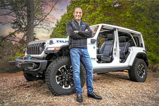 L’Italien Antonio Filosa prend la tête de Stellantis et des 14 marques : Peugeot, Opel, Citroën, DS, Fiat, Alfa Romeo, Lancia, Maserati, Jeep, Ram, Dodge, Chrysler, Abarth et Vauxhall.
