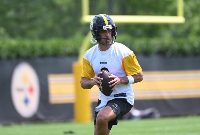 Jun 10, 2025; Pittsburgh, PA, USA;  Pittsburgh Steelers quarterback Aaron Rodgers (8) drops back to pass during minicamp at their South Side facility. Mandatory Credit: Philip G. Pavely-Imagn Images/File Photo