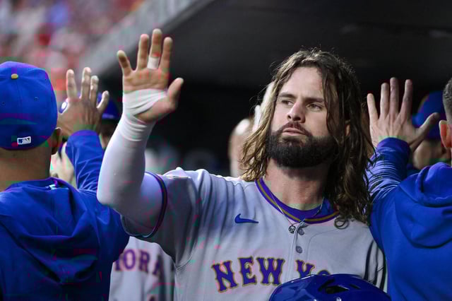 May 2, 2025; St. Louis, Missouri, USA;  New York Mets designated hitter Jesse Winker (3) is congratulated by teammates after scoring against the St. Louis Cardinals during the second inning at Busch Stadium. Mandatory Credit: Jeff Curry-Imagn Images/File Photo