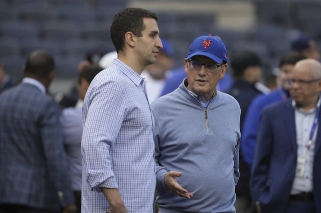 David Stearns (l.) sees a silver lining in the Mets struggles.