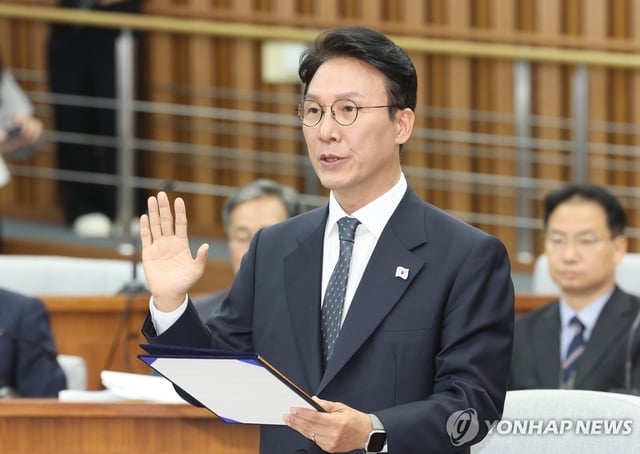 Prime Minister nominee Kim Min-seok takes an oath during his confirmation hearing at the National Assembly in Seoul on June 24, 2025. (Yonhap)