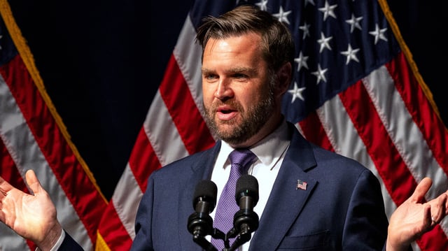 Norwegian tourist, 21, strip-searched; denied entry into US over JD Vance meme in phone (AP Photo/Lauren Leigh Bacho)