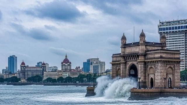 High tide Mumbai