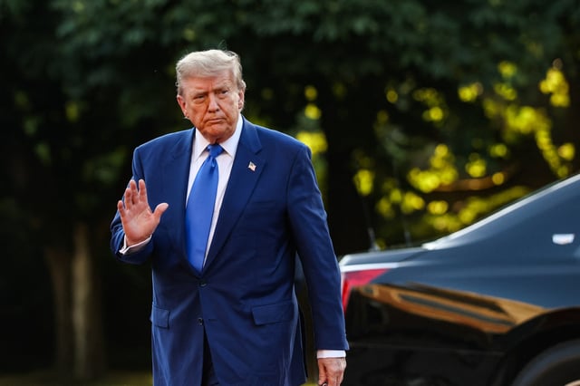 U.S. President Donald Trump arrives at a dinner for NATO heads of state and governments hosted by Dutch King Willem-Alexander and Dutch Queen Maxima, on the sidelines of a NATO Summit, at Huis ten Bosch Palace in The Hague, Netherlands June 24, 2025. REUTERS/Toby Melville