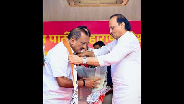 Deputy chief minister Ajit Pawar welcomed Babar into the party and encouraged him and other new entrants to work toward strengthening the organisation at the grassroots level.   (HT)
