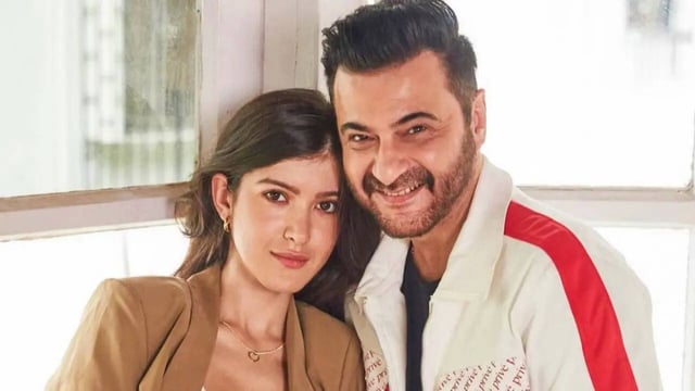 Aankhon Ki Gustaakhiyan: Shanaya Kapoor Reveals Getting Teary Eyed With Dad Sanjay Kapoor For THIS Reason