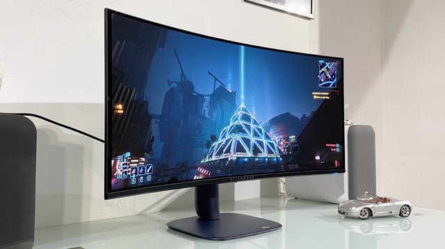 OLED displays like the Alienware 34 AW3425DW are about 100 times faster than the Switch 2's LCD display. Yikes.