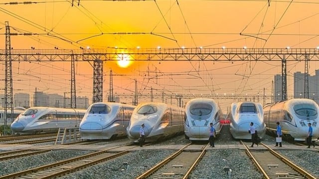 China&#039;s rail system &#039;so systematic, no nonsense&#039;: Entrepreneur&#039;s viral post sparks debate on similar services in India
