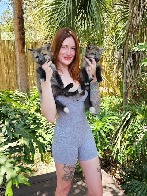 YouTube star Mikayla Raines dies by suicide at 29.
