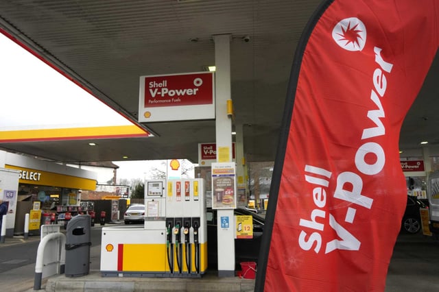 Shell&#39;s acquisition of BP would likely cost the company upwards of $80 billion. 