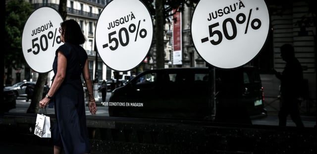 Premier jour des soldes d'été à Paris, le 25 juin 2025