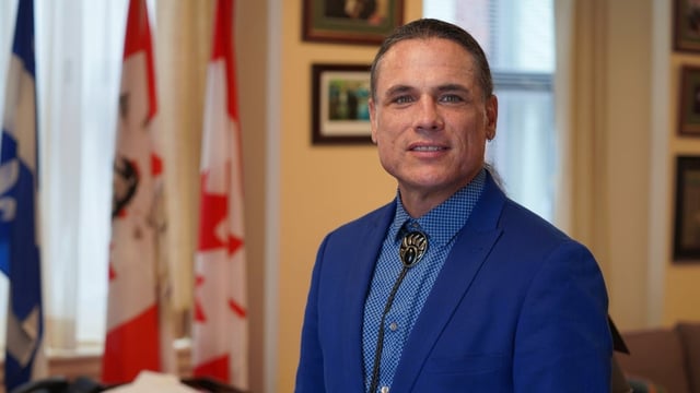 Sen. Patrick Brazeau had stood to ask a question during debate on Wednesday afternoon before falling over.                      