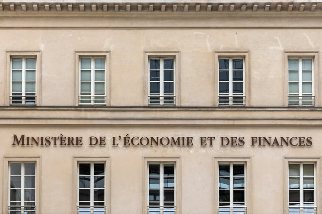 Depuis cinq décennies, la dette publique française suit une trajectoire ascendante quasi ininterrompue.