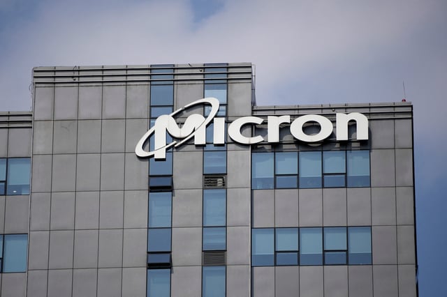 The company logo is seen on the Micron Technology Inc. offices in Shanghai, China May 25, 2023. REUTERS/Aly Song/File Photo