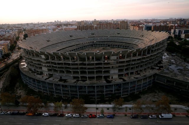 View of the partially built soccer stadium Nou Mestalla, started in 2007 to replace the current stadium, the Mestalla, in Valencia, Spain, November 17, 2024. REUTERS/Vincent West/File Photo