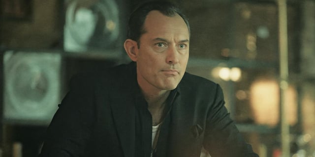 Jude Law in Black Rabbit