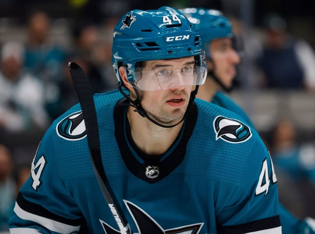 San Jose Sharks’ Marc-Edouard Vlasic (44) prepares for a face-off against the Calgary Flames in the second period at the SAP Center in San Jose, Calif., on Tuesday, Dec. 20, 2022. (Nhat V. Meyer/Bay Area News Group)