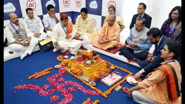 Chief minister Yogi Adityanath and minister of state for science and technology (independent charge) Jitendra Singh laid the foundation stone of CEL-ESDS Green Data Centre in Sahibabad, Ghaziabad, on Thursday. (Sakib Ali /HT Photo)