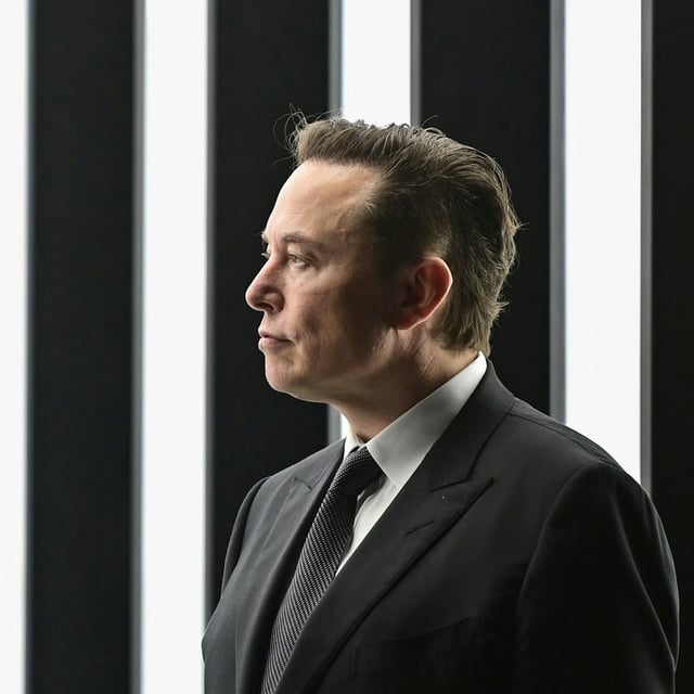Tesla-Chef Elon Musk bei der Eröffnung der Tesla-Fabrik in Grünheide