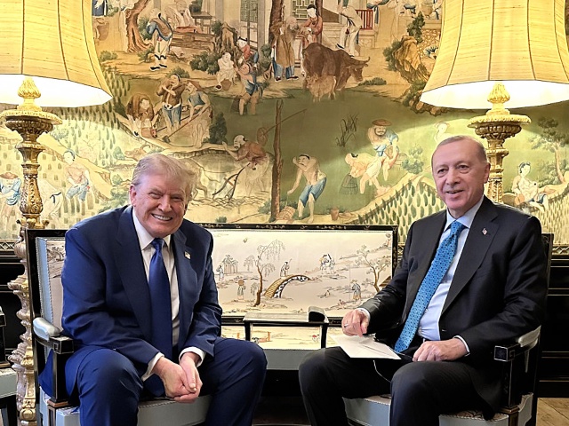 THE HAGUE, NETHERLANDS - JUNE 24: (----EDITORIAL USE ONLY - MANDATORY CREDIT - 'TURKISH PRESIDENCY / HANDOUT' - NO MARKETING NO ADVERTISING CAMPAIGNS - DISTRIBUTED AS A SERVICE TO CLIENTS----) Turkish President Recep Tayyip Erdogan and US President Donald Trump meet as part of the NATO Summit in The Hague, the Netherlands on June 24, 2025. (Photo by Turkish Presidency / Handout/Anadolu via Getty Images)
