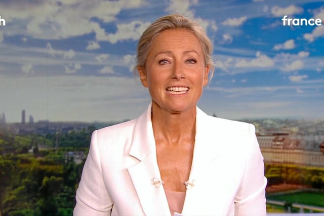 Anne-Sophie Lapix a présenté son dernier 20 heures, le 26 juin 2025, sur France 2 (capture vidéo).
