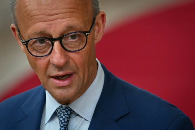 Bundeskanzler Merz empfängt am Freitag den österreichischen Regierungschef Stocker im Kanzleramt in Berlin. Beide wollen über die bilaterale und europapolitische Zusammenarbeit sowie die aktuelle internationale Sicherheitspolitik sprechen.