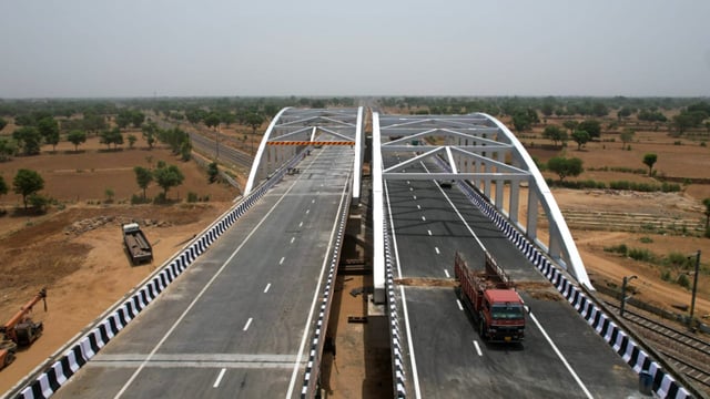 The app will inform motorists about the route which will attract least amount of toll between Delhi and Lucknow.