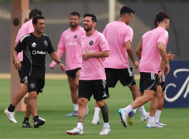 Soccer Football - FIFA Club World Cup - Inter Miami CF Training - Inter Miami CF Training Centre, Fort Lauderdale, Florida, U.S. - June 27, 2025 Inter Miami CF's Lionel Messi during training REUTERS/Hannah Mckay