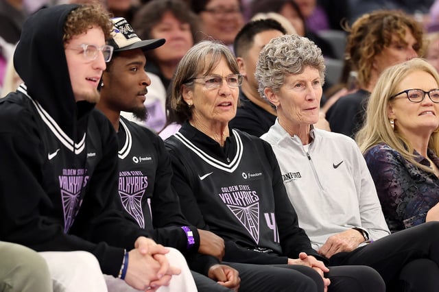 SAN FRANCISCO, CALIFORNIA - MAY 21: Former Stanford women's basketball coach Tara Ann VanDerveer (center) watches the Golden State Valkyries play the Washington Mystics at Chase Center on May 21, 2025 in San Francisco, California. NOTE TO USER: User expressly acknowledges and agrees that, by downloading and or using this Photograph, user is consenting to the terms and conditions of the Getty Images License Agreement. (Photo by Ezra Shaw/Getty Images)