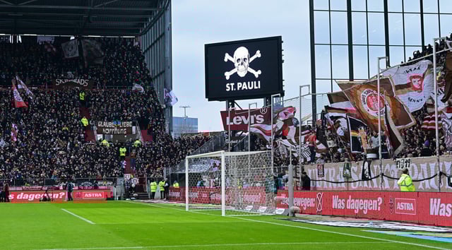 Wieder spielen oder nicht? Am 2. Juli wird der FC St. Pauli am Millerntor über die Zukunft der Stadion-Hymne „Das Herz von St. Pauli“ diskutieren.