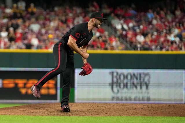CINCINNATI, OHIO – JUNE 27: Nick Martinez #28 of the Cincinnati Reds reacts to a strike out during the eighth inning against the San Diego Padres at Great American Ball Park on June 27, 2025 in Cincinnati, Ohio. (Photo by Jason Mowry/Getty Images)