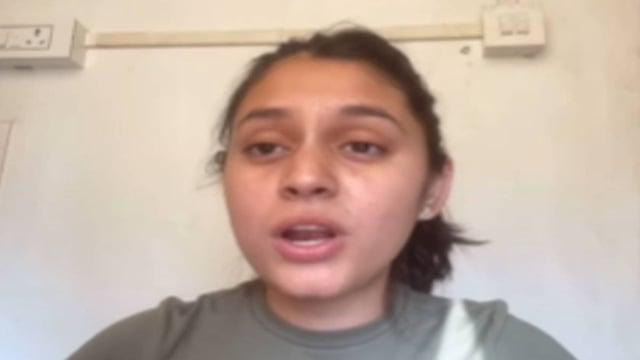 YouTuber robbed on train. | Image: Instagram